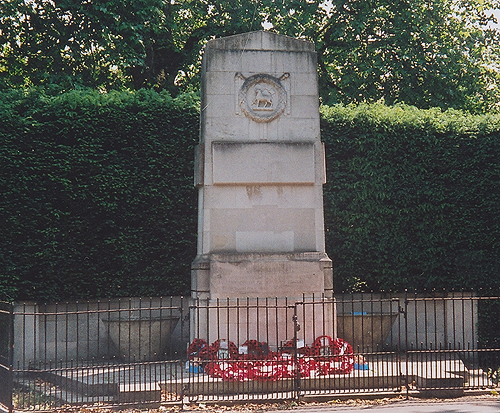 Monument London Regiment 